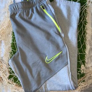 Nike Sweatpants